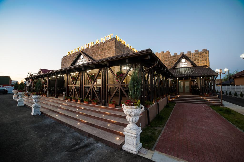 Bed and Breakfast Vatra Romana Racarii de Jos Екстер'єр фото